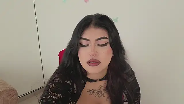 Snapshot of hollycute__ chatting on November 23, 2025, 1:32 pm hollycute online show from November 23, 2025, 1:32 pm