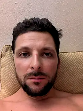 felipelon07 online show from December 5, 2025, 3:05 am