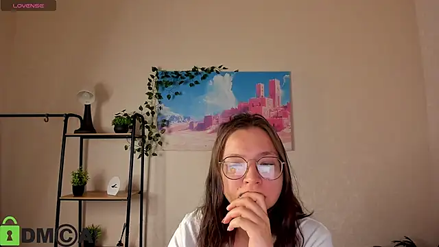 Snapshot of Nuura_Moore chatting on October 23, 2025, 12:53 am Nuura Moore online show from October 23, 2025, 12:53 am