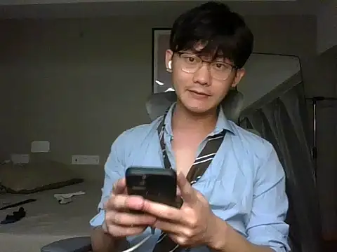 Snapshot of iambennet chatting on November 1, 2025, 2:11 pm iambennet online show from November 1, 2025, 2:11 pm