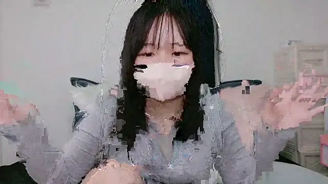 Snapshot of Nagi_25 chatting on October 20, 2025, 8:37 am Nagi 25 online show from October 20, 2025, 8:37 am