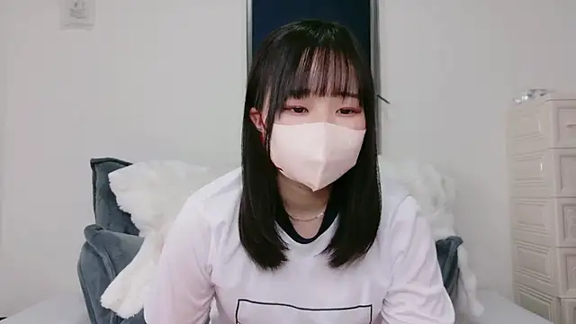 Snapshot of Nagi_25 chatting on October 27, 2025, 8:15 am Nagi 25 online show from October 27, 2025, 8:15 am