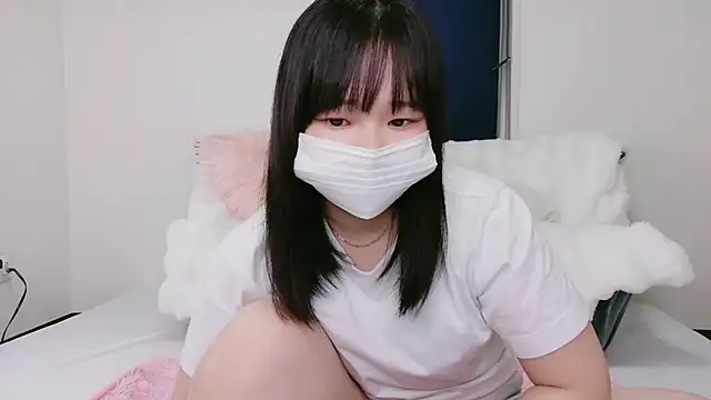 Snapshot of Nagi_25 chatting on October 16, 2025, 8:11 am Nagi 25 online show from October 16, 2025, 8:11 am