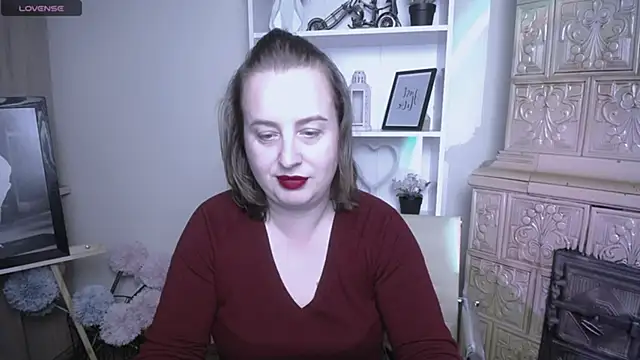 Snapshot of HelenFl chatting on October 29, 2025, 8:24 am HelenFl online show from October 29, 2025, 8:24 am