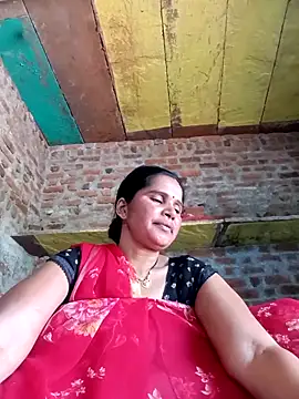 Snapshot of Nm_sanjna chatting on June 7, 2026, 4:18 am Nm sanjna online show from June 7, 2026, 4:18 am