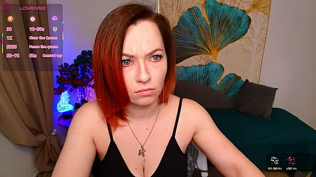 Snapshot of Serena_Foxxx chatting on February 20, 2026, 2:19 am Serena Foxxx online show from February 20, 2026, 2:19 am