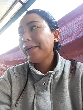 Snapshot of kun-love chatting on February 24, 2026, 4:35 am kun-love online show from February 24, 2026, 4:35 am