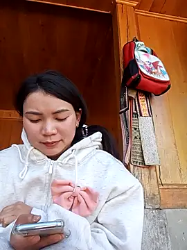 kun-love online show from December 1, 2025, 4:35 am