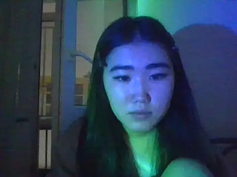 Snapshot of Zorivale chatting on March 6, 2026, 8:15 pm Zorivale online show from March 6, 2026, 8:15 pm