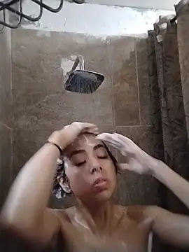 Snapshot of Lollysmile26 chatting on March 31, 2026, 1:29 am Lollysmile26 online show from March 31, 2026, 1:29 am