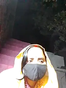 Snapshot of Cr_sonam chatting on November 12, 2025, 11:52 pm Cr sonam online show from November 12, 2025, 11:52 pm