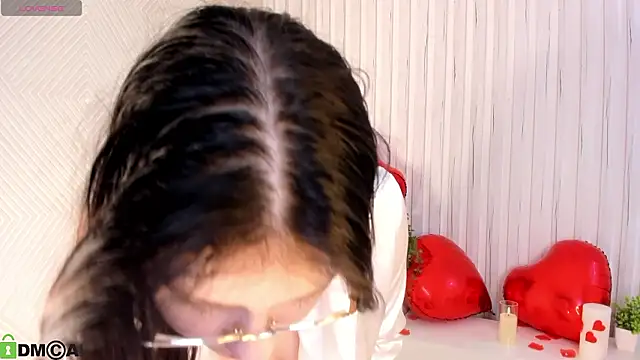 Snapshot of BellaWink chatting on March 18, 2026, 12:03 am BellaWink online show from March 18, 2026, 12:03 am