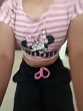 Snapshot of anshika0124 chatting on October 13, 2025, 4:47 am anshika0124 online show from October 13, 2025, 4:47 am