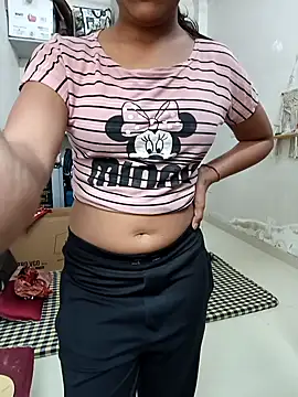 Snapshot of anshika0124 chatting on October 27, 2025, 5:08 am anshika0124 online show from October 27, 2025, 5:08 am