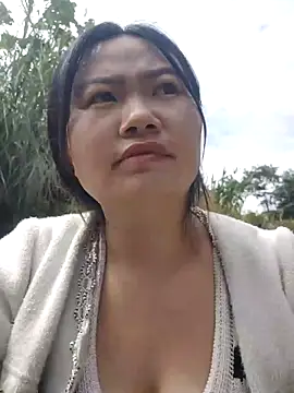 Snapshot of pi-pi-00 chatting on October 22, 2025, 3:50 am pi-pi-00 online show from October 22, 2025, 3:50 am