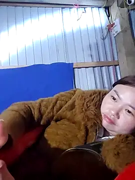 Snapshot of pi-pi-00 chatting on November 29, 2025, 2:28 pm pi-pi-00 online show from November 29, 2025, 2:28 pm