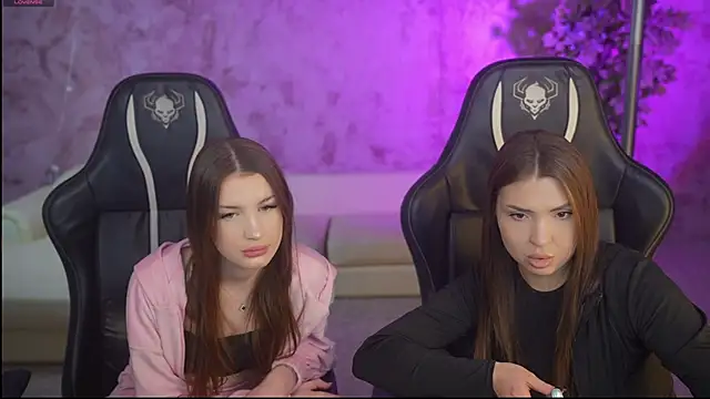 Snapshot of Jane_Love054 chatting on November 25, 2025, 7:52 am Jane Love054 online show from November 25, 2025, 7:52 am