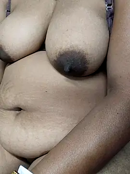 Queen washna1 online show from December 14, 2025, 8:09 am