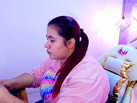 Snapshot of Addyy_02 chatting on October 12, 2025, 11:44 am Addyy 02 online show from October 12, 2025, 11:44 am