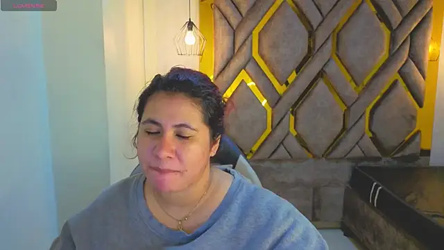 Snapshot of Addyy_02 chatting on November 23, 2025, 2:54 am Addyy 02 online show from November 23, 2025, 2:54 am