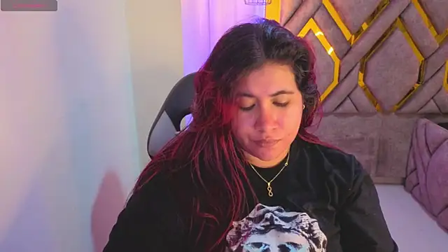 Snapshot of Addyy_02 chatting on December 3, 2025, 2:23 am Addyy 02 online show from December 3, 2025, 2:23 am