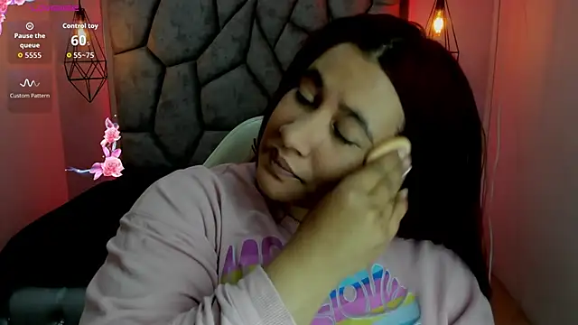 Addyy 02 online show from April 23, 2026, 7:26 pm