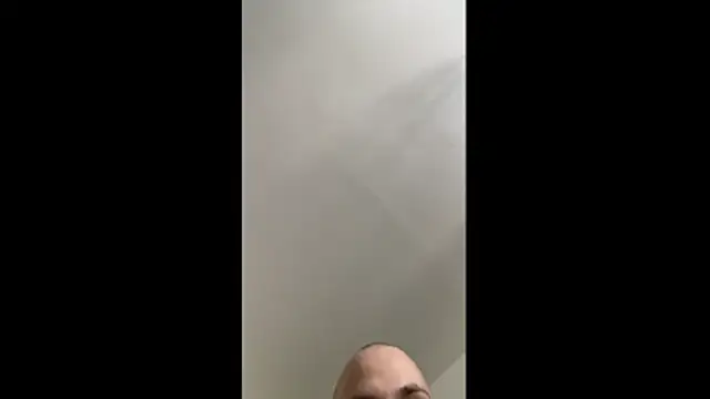 Snapshot of MolleDolle chatting on April 27, 2026, 10:13 am MolleDolle online show from April 27, 2026, 10:13 am