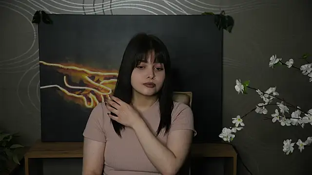 Snapshot of KarisaArietta chatting on October 10, 2025, 6:47 am KarisaArietta online show from October 10, 2025, 6:47 am