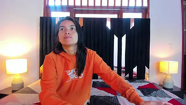 Snapshot of Sofy_and_Mia chatting on October 14, 2025, 12:50 pm Sofy and Mia online show from October 14, 2025, 12:50 pm