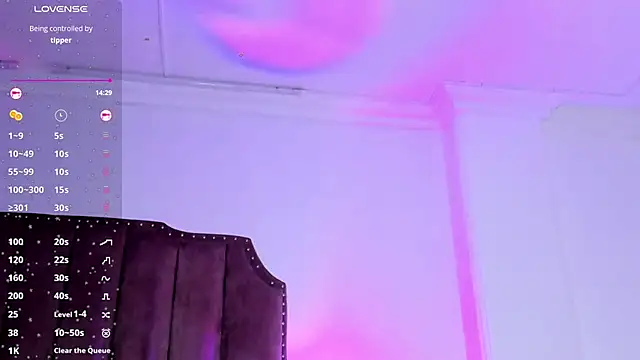 Emma Saylor online show from June 14, 2026, 2:24 am