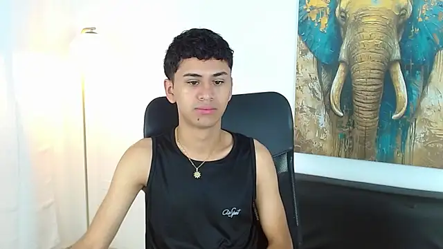 Snapshot of Alancum7 chatting on November 14, 2025, 1:04 pm Alancum7 online show from November 14, 2025, 1:04 pm