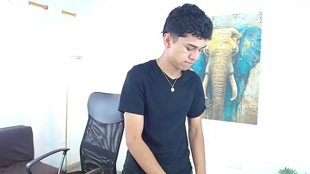 Snapshot of Alancum7 chatting on October 31, 2025, 1:08 pm Alancum7 online show from October 31, 2025, 1:08 pm