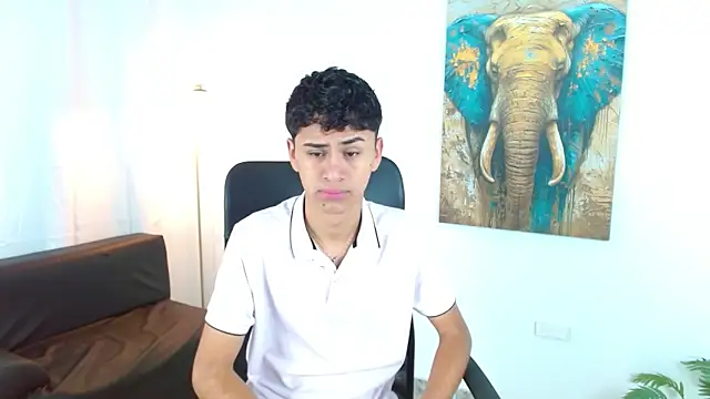 Snapshot of Alancum7 chatting on November 17, 2025, 12:53 pm Alancum7 online show from November 17, 2025, 12:53 pm