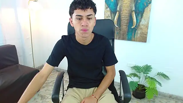 Snapshot of Alancum7 chatting on October 25, 2025, 1:01 pm Alancum7 online show from October 25, 2025, 1:01 pm