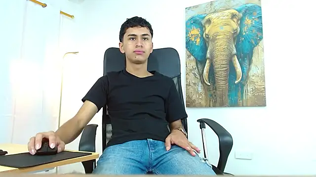 Snapshot of Alancum7 chatting on October 11, 2025, 1:01 pm Alancum7 online show from October 11, 2025, 1:01 pm