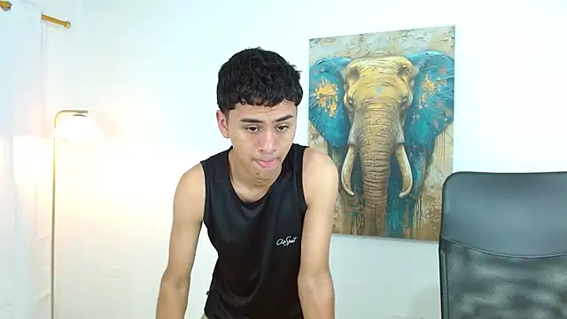 Snapshot of Alancum7 chatting on October 15, 2025, 12:57 pm Alancum7 online show from October 15, 2025, 12:57 pm