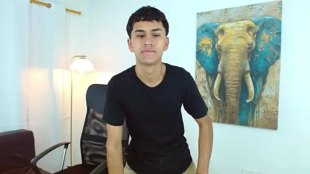 Snapshot of Alancum7 chatting on October 28, 2025, 12:48 pm Alancum7 online show from October 28, 2025, 12:48 pm