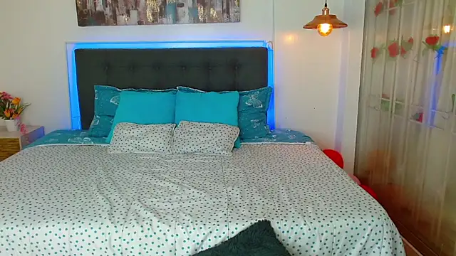 andresnoir  online show from January 7, 2026, 2:33 pm