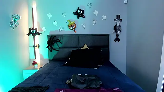 Snapshot of rose_more__ chatting on October 22, 2025, 12:48 pm rose more online show from October 22, 2025, 12:48 pm