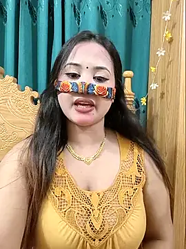 Beauty Queen Soniya online show from April 28, 2026, 1:48 pm