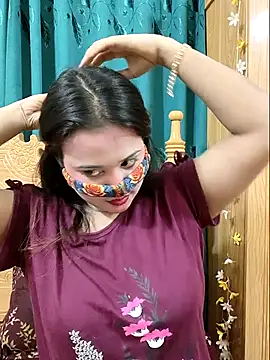 Beauty Queen Soniya online show from April 30, 2026, 1:18 pm
