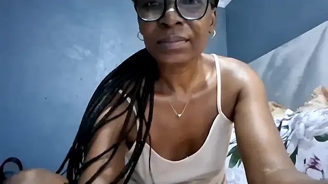 Snapshot of NaughtyCouga chatting on June 5, 2026, 5:12 am NaughtyCouga online show from June 5, 2026, 5:12 am