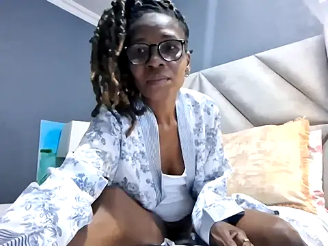 NaughtyCouga online show from May 3, 2026, 4:50 am
