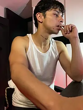 ErosDominant online show from November 6, 2025, 12:14 am