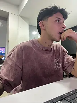 ErosDominant online show from December 16, 2025, 2:38 am