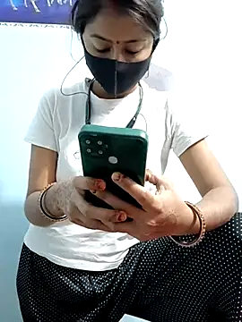 Payal G online show from December 4, 2025, 4:17 pm