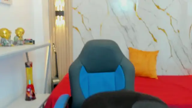 JacobBlackwell  online show from January 13, 2026, 8:24 pm