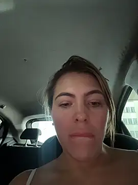 Snapshot of camila_vanucci- chatting on October 9, 2025, 4:18 pm camila vanucci- online show from October 9, 2025, 4:18 pm