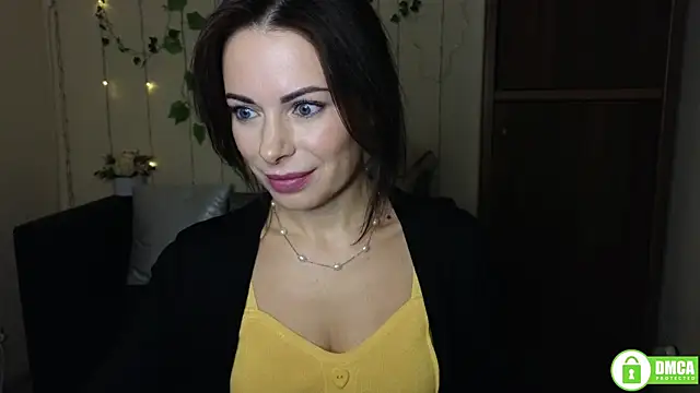 Snapshot of Rita_lovvylyou chatting on October 8, 2025, 11:12 am Rita lovvylyou online show from October 8, 2025, 11:12 am