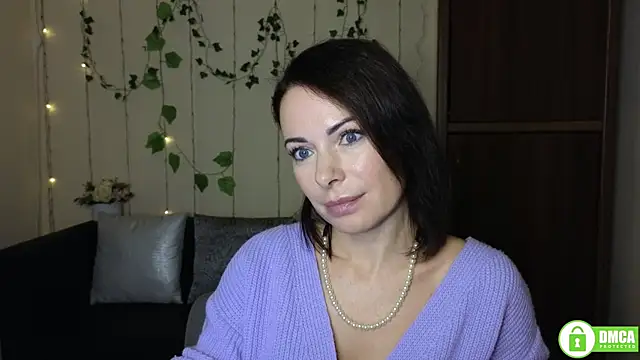 Snapshot of Rita_lovvylyou chatting on October 7, 2025, 11:33 am Rita lovvylyou online show from October 7, 2025, 11:33 am